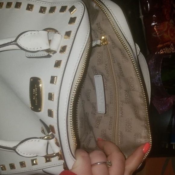 Michael Kors purse - Picture 3 of 6